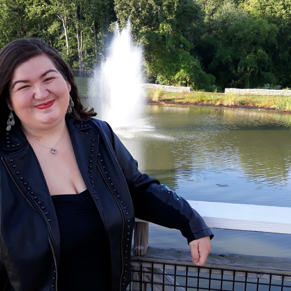 Meet your Posher, Alyssa